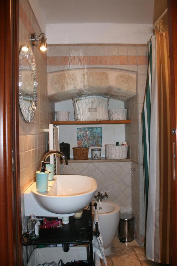 Appartement La Casa Nel Vicolo à Bari Extérieur photo