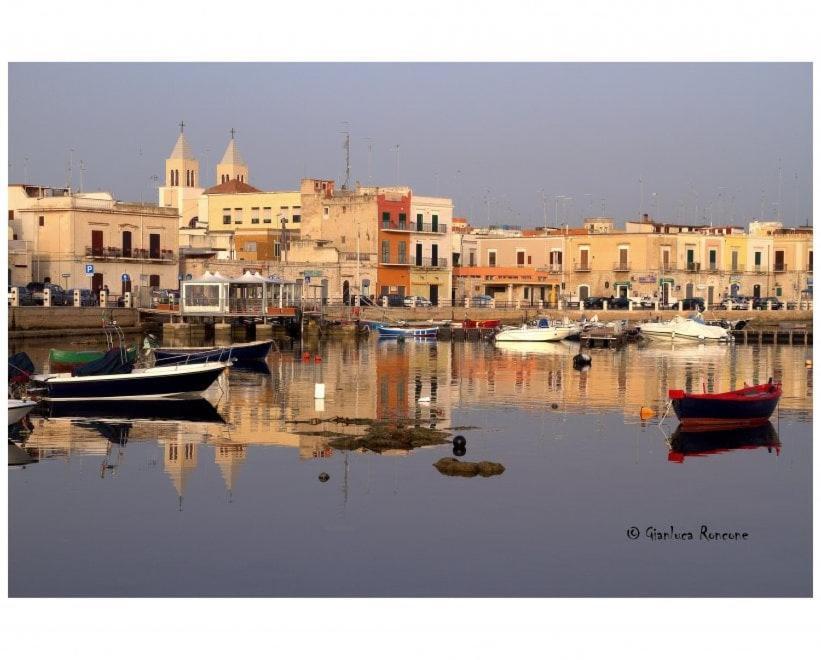 Appartement La Casa Nel Vicolo à Bari Extérieur photo